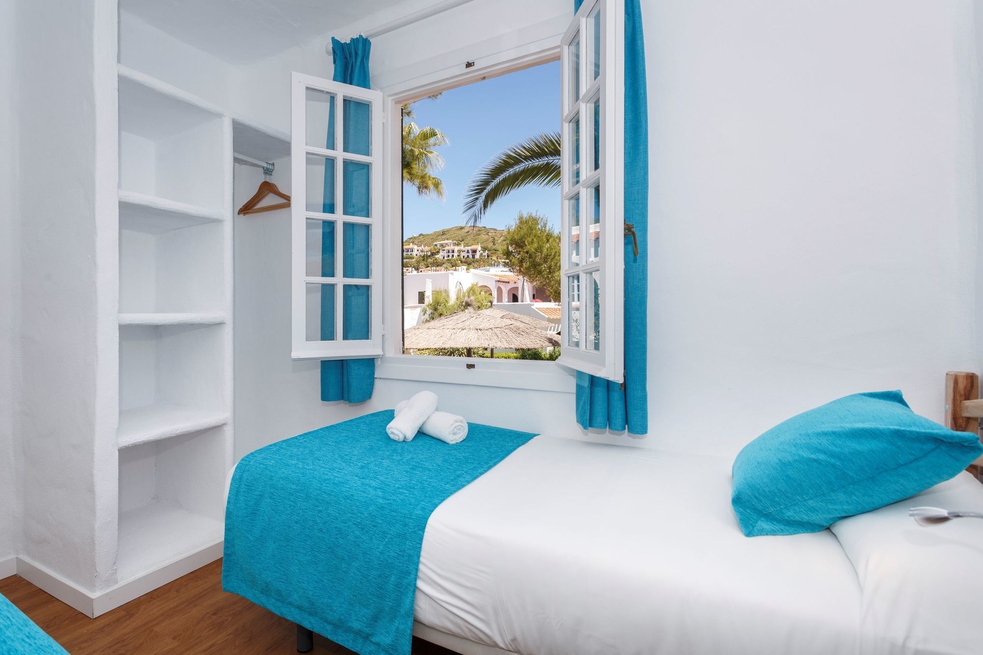Carema Garden Village Playas De Fornells Room photo